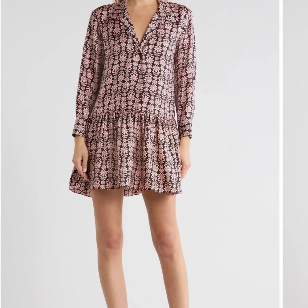 Sandro Pink and Black Floral Long-Sleeve Tiered Mini Dress
100% silk dress - Picture 3 of 8